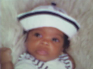 JE M'APELE...............................